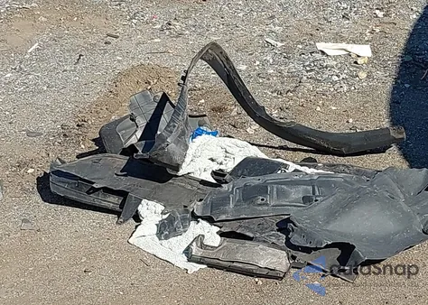 2016 Toyota Rav4 Le z USA, uszkodzony, nr VIN JTMBFREV7GJ078585